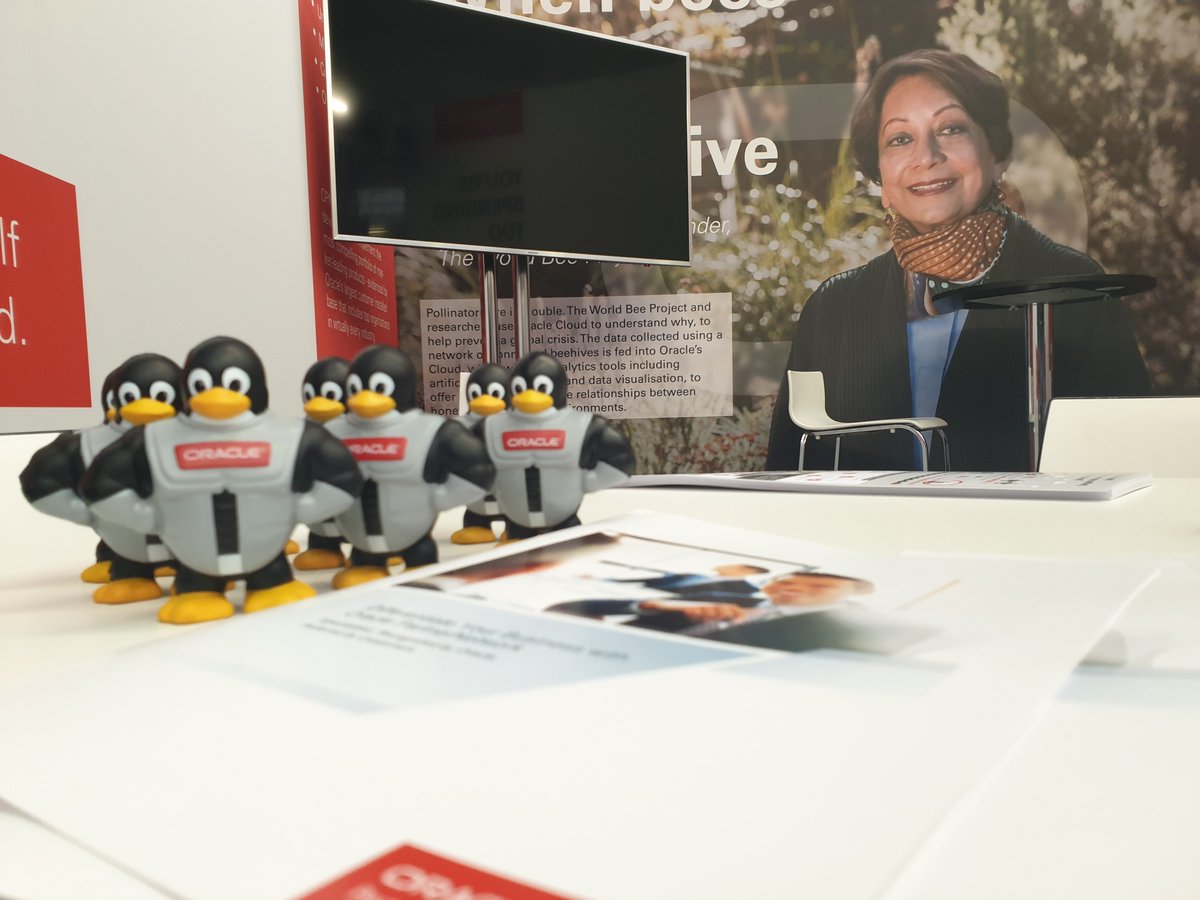 OracleLinux's tweet photo. We're having a great time at Arrow Vision in London today. Come by our booth #24 to chat with our Oracle Linux and Virtualization experts: #OracleLinux https://t.co/38eUXYem2k