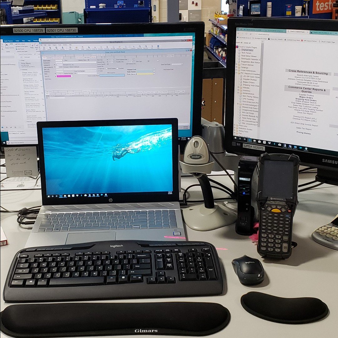 StromquistCo's tweet photo. What’s new Wednesday??!! New Mobile Workstations at our Atlanta Counter. Make sure to stop by our Atlanta sales counter and check out their new setups! These laptops help make our team faster, more efficient and mobile!
#bigthingsin2019 #stromquist #countersalesteam #efficent
#HP https://t.co/rc5L4lccOJ