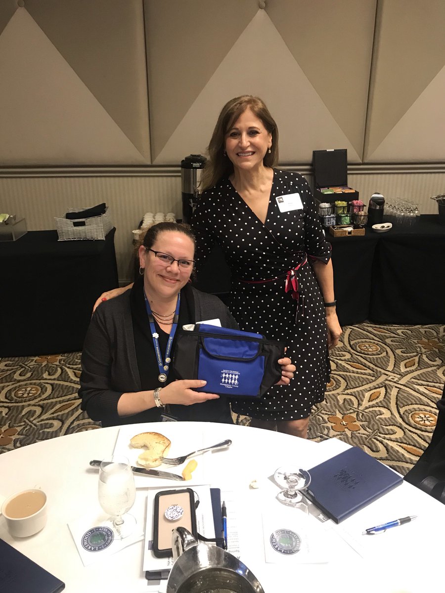 mcmdshrm's tweet image. Congratulations to our door prize winners, Rachel Walter and Michelle Norris and our newest member, Elizabeth Gotti!!! #mcshrmspring19pd #doorprizes #gifts #welcomenewmember