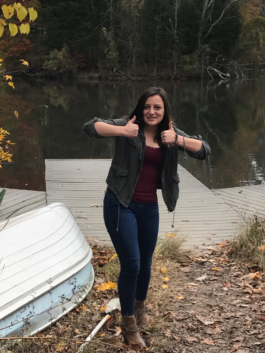 JoleneShinkle's tweet photo. Happy 19th Birthday to my girl.  You have grown into a beautiful young woman.  I am glad to have you home for the summer. ⁦@Lizabelle50⁩ https://t.co/IosKDh4hTd