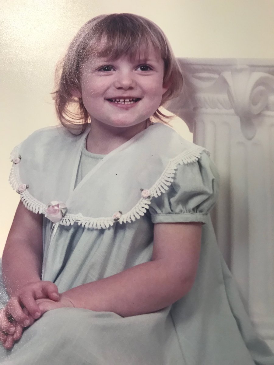 JoleneShinkle's tweet photo. Happy 19th Birthday to my girl.  You have grown into a beautiful young woman.  I am glad to have you home for the summer. ⁦@Lizabelle50⁩ https://t.co/IosKDh4hTd