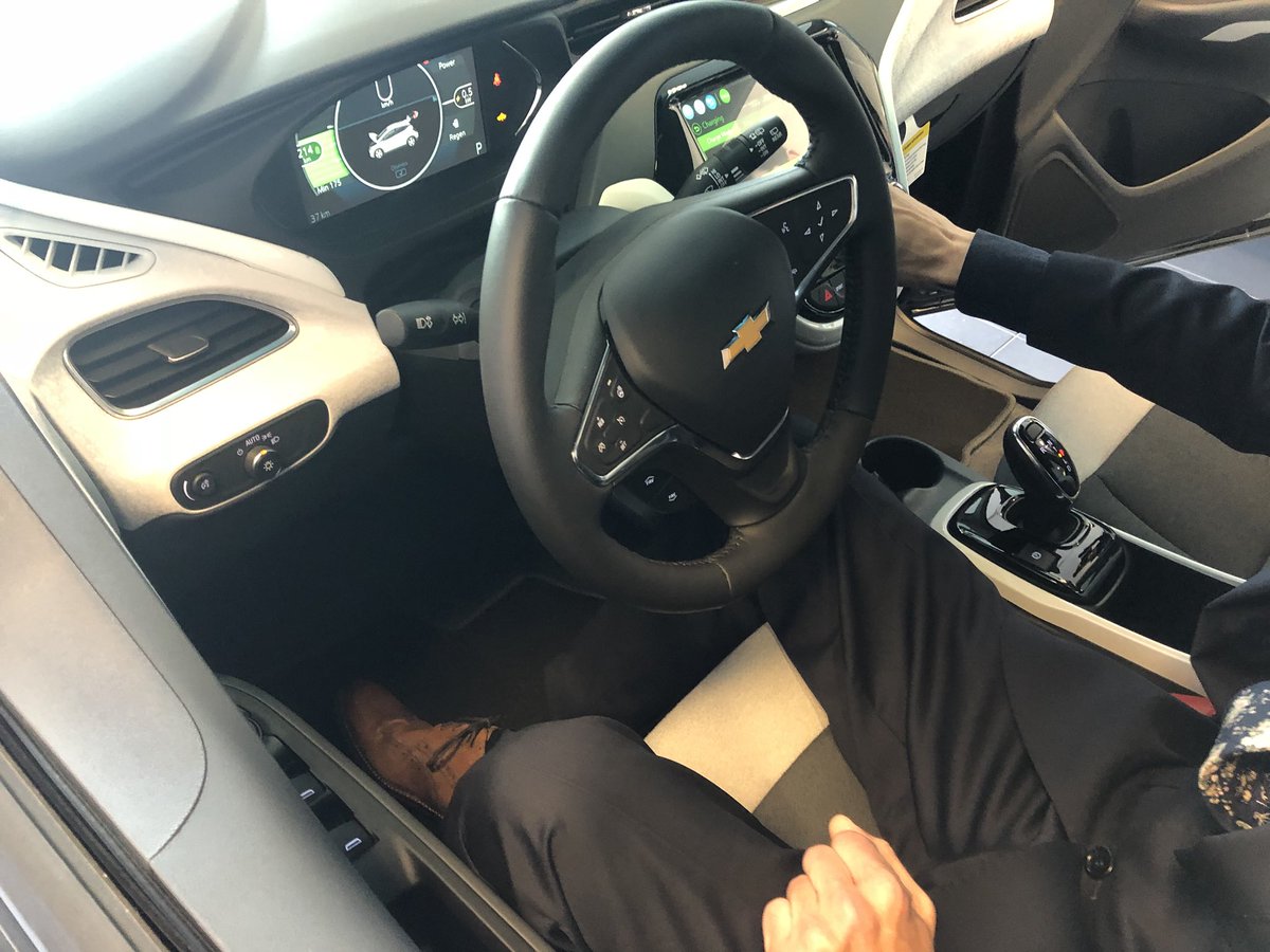 NiqVelji's tweet photo. The Chevy Bolt is among the most popular #ElectricVehicles in Canada. Sales and leisure consultant at GM Carter Burnaby Erik Gatrick says he’s seen a vast increase in #ElectricVehicle sales since the #FederalRebate was introduced. @BCITJournalism https://t.co/DOaxs9LMAN
