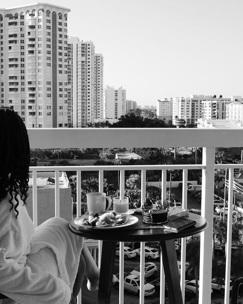 SpaOverdose's tweet image. It’s not so hard to disconnect if you’re deliberate. Plan it, execute &amp;amp; breathe deeply, everything else can wait #woosahwednesday ⠀ ⠀ bit.ly/2J8Hc0E #Spa #Luxury #Organic