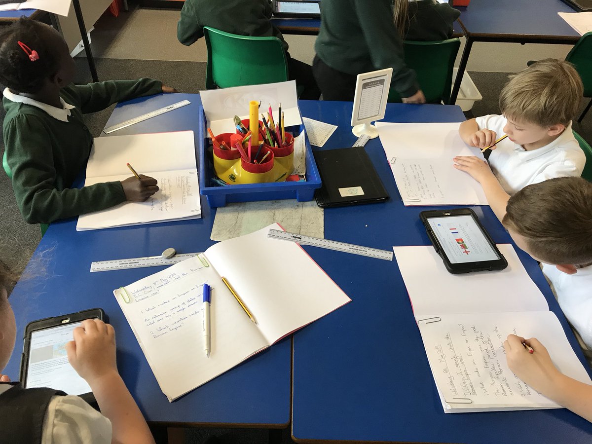 TGPS_NorthLincs's tweet photo. Year 4 are using their bits and bobs to research what empire and hierarchy means and how this relates to the Romans. #TGPSYear4 #TGPSHistory #TGPSICT #TGPSEnglish #TGPSIndependent https://t.co/wdGZr2MPet