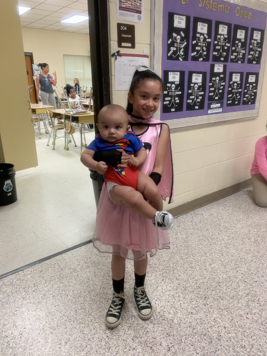 GHernandezJr's tweet photo. I’m finding many superheroes at @EEMillerElem today. #EOGSpiritWeek  @CumberlandCoSch https://t.co/aqRp7tfvFM