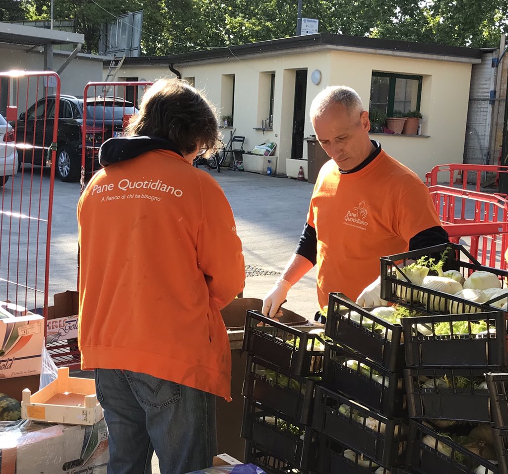 Charity week <a href="/PaneQuotonlus/">Pane Quotidiano</a> Thanks to all our @DellEMCItalia volunteer <a href="/FedericoSuria/">Federico Suria</a> <a href="/fabrilom/">fabrizio</a> <a href="/DanielaMigli/">Daniela Miglietta</a>