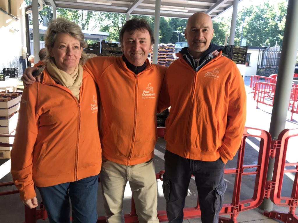 LauraRossi1973's tweet photo. Charity week @PaneQuotonlus Thanks to all our @DellEMCItalia volunteer @FedericoSuria @fabrilom @DanielaMigli https://t.co/8T1UBzjW07