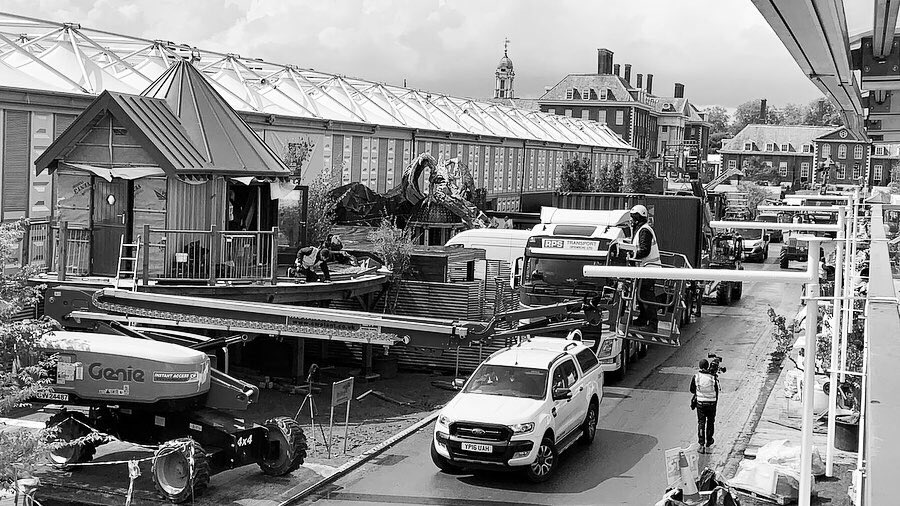EventOpsLondon's tweet photo. We are back on site at the Chelsea flower show for this year’s build phase #EOL #chelsea #eventprofs #eventproduction #rhschelsea #chelseaflowershow https://t.co/OvmBgbH5ft