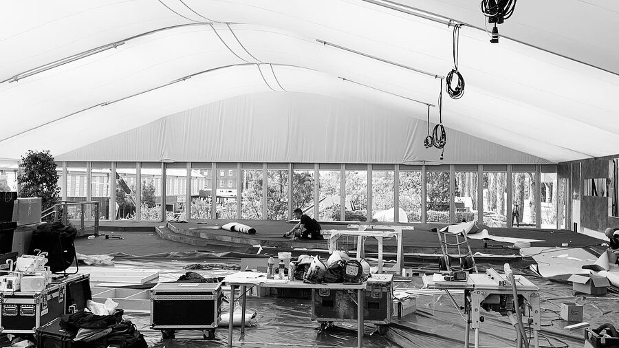 EventOpsLondon's tweet photo. We are back on site at the Chelsea flower show for this year’s build phase #EOL #chelsea #eventprofs #eventproduction #rhschelsea #chelseaflowershow https://t.co/OvmBgbH5ft