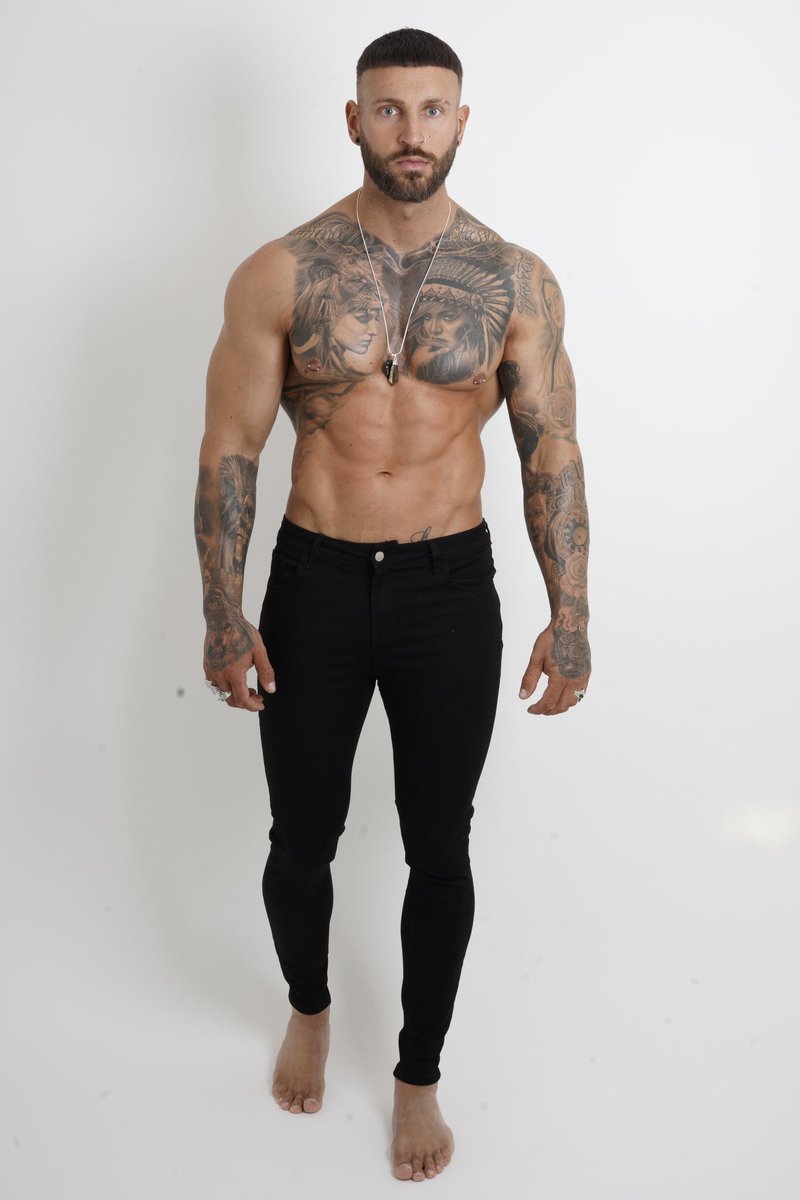 Kena_London's tweet photo. Complete your Look with our Brand NEW Siero Jeans🔥
New Colours💥
New Designs🧵
Shop -> https://t.co/nQGoLxAOVS https://t.co/kdeNlhDd2R