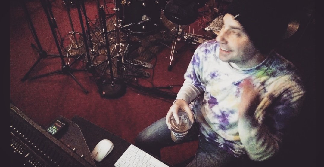 Ontologics's tweet image. Matt was sick, but we managed to get some premix work done yesterday at the studio. I'm spazzin. #LPIII #StudioStuff