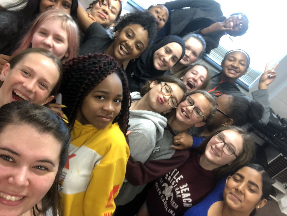 CcmmsMusic's tweet image. Love these kids so much. They did wonderfully performing at eXcellence night last night. #BuildingOurDen #music4all @CCMMSRedwolves