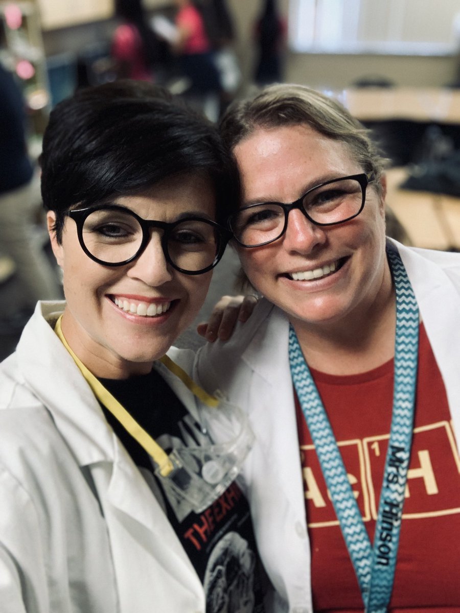 MWork_CoveyFLCP's tweet image. I’m so thankful for these passionate educators!  Way to go #fierceN5th for creating an awesome day of Science Review!! #FSAScience @lakeschools