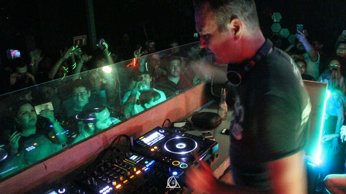 audiofirelive's tweet photo. #GoodVibesTour in #mexico great night in #leonmexico 🇲🇽🇲🇽🇲🇽#psytrancemusic #PSY #trancefamily #psytrancefamily https://t.co/Tx5wcUWsHb