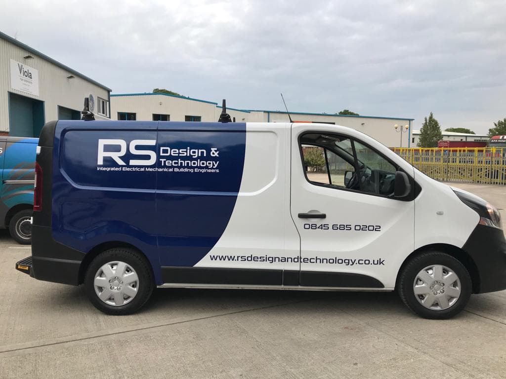 StatementGsLtd's tweet photo. We had the privilege of sign-writing another van from the @RSDesignandTech fleet. This time, with added chevrons! 🚛⚠️ https://t.co/BLSfC84ODK