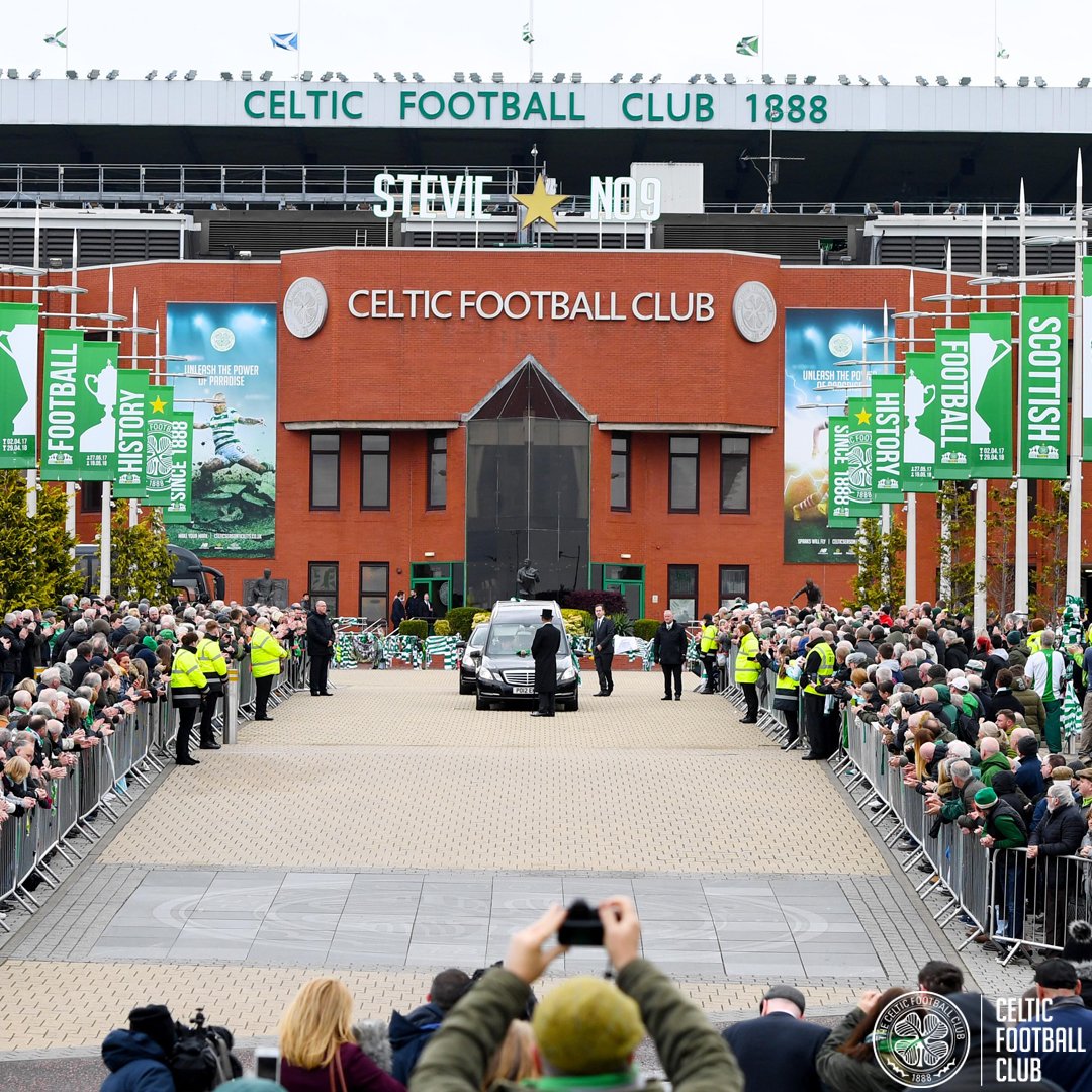 CelticFC's tweet photo. You'll Never Walk Alone, Stevie 9⃣💚 https://t.co/Pd160wqFZg