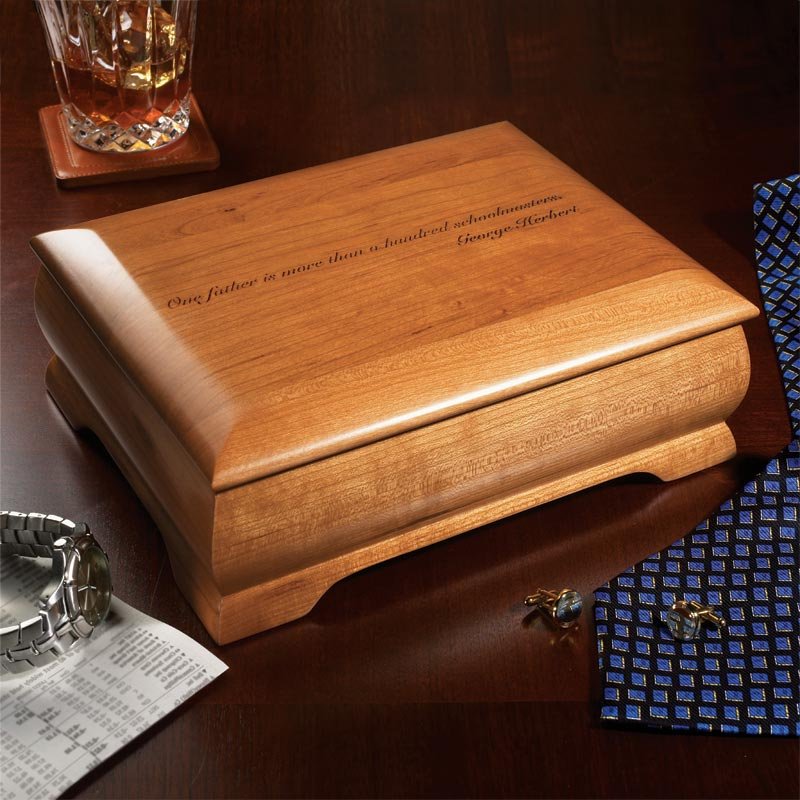 Levenger's tweet photo. Give the gift of treasured memories with this handsome Commemorative Box. โ
Perfect as a personalized gift our solid wood keepsake box conveys your personal message & keeps treasured mementos safe. #GiftsforGrad
Find the Perfect Gift for your grad:
https://t.co/GOYuie871K https://t.co/GRwNF8nuHW