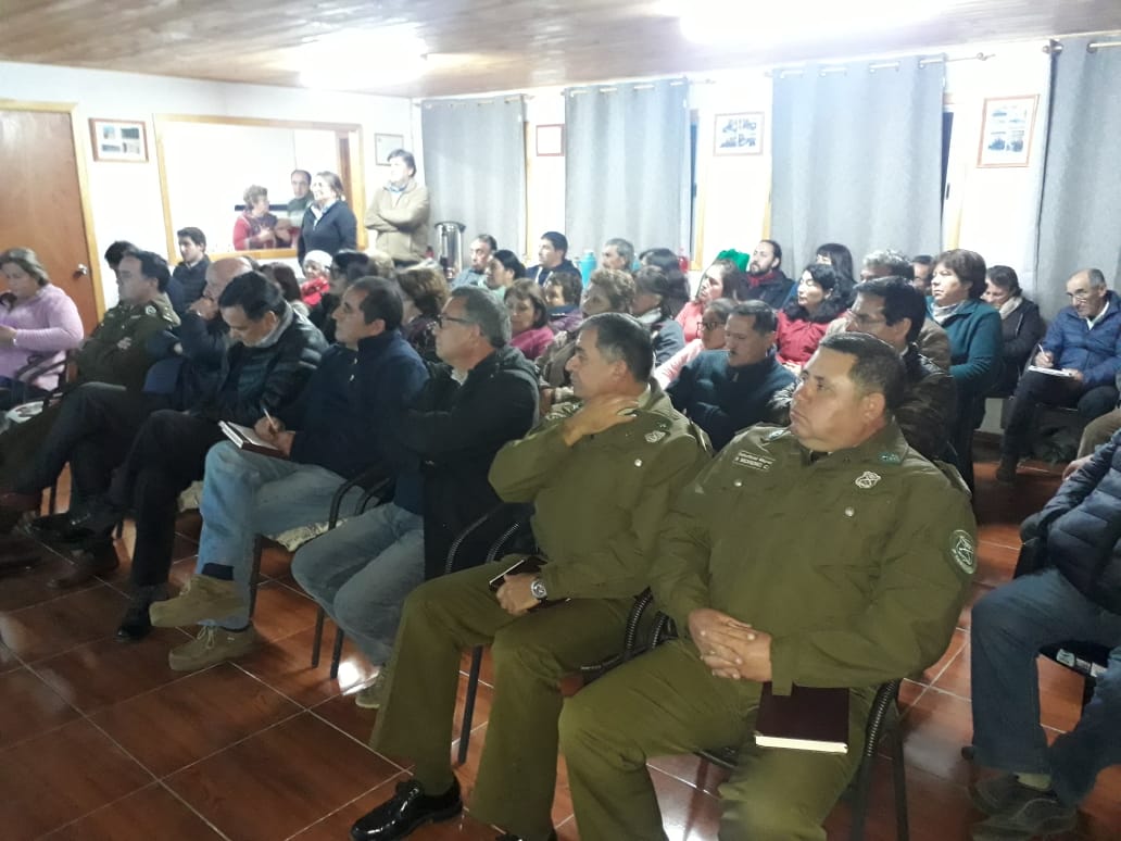 Cumpliendo con el mandato del Pdte. <a href="/sebastianpinera/">Sebastian Piñera</a> de estar en terreno, se realizó un exitoso Diálogo Ciudadano en el marco del Programa #GobiernoEnTerreno, el cual fue encabezado por el @GobCCaro, <a href="/carlosortegab/">Carlos Ortega Bahamondes</a>, en la localidad de El Claro, de #LaEstrella. #ChileEnMarcha