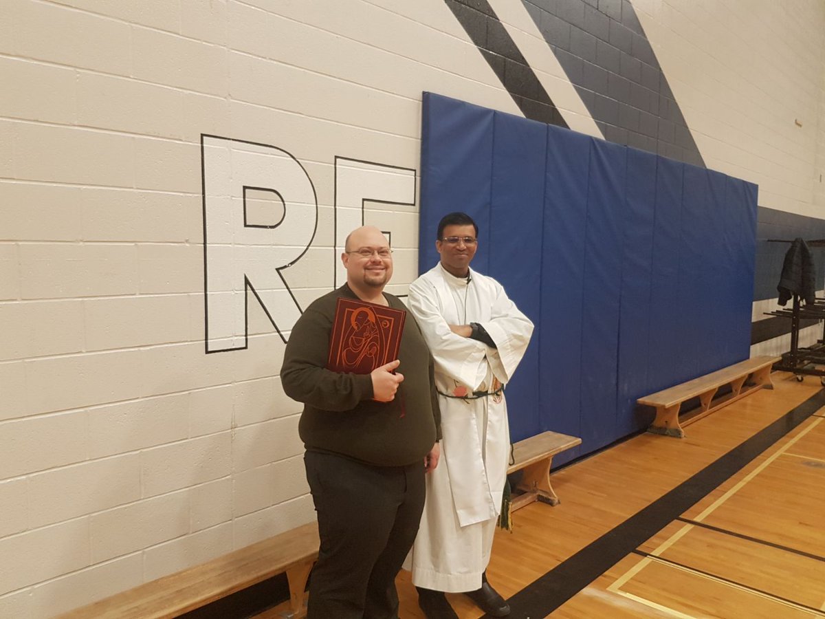 MisterBurk's tweet photo. #IBelieveInCatholicEd #CatholicEducationWeek #ecsrdJOY Father Gerard Redmond celebrating Liturgy of the Word yesterday. @ECSRDComms https://t.co/Aul9A8kBJw