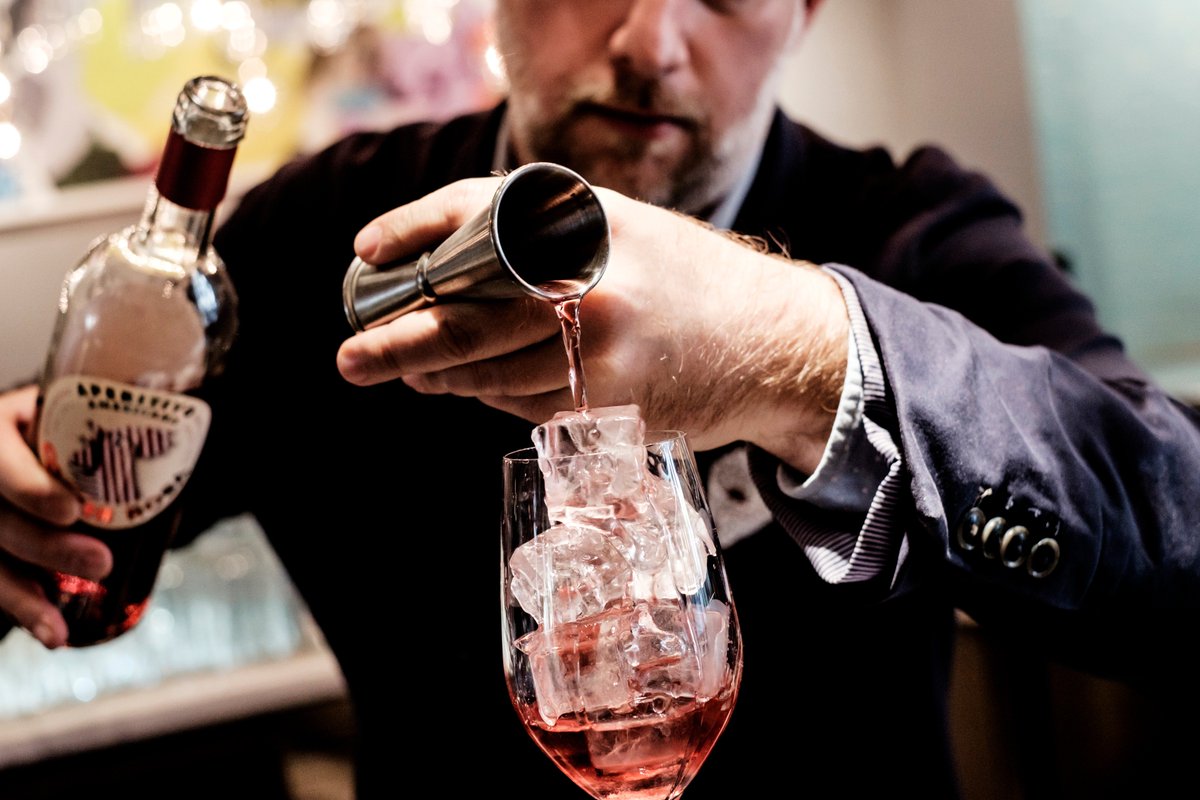 SpecialityBrand's tweet photo. https://t.co/GQ6FMqs93C

Want to learn how to make your very own Spritz?

Just follow the link!

#Events #London #Spritz #Cocchi #Drinks https://t.co/AcoEHKa8pz