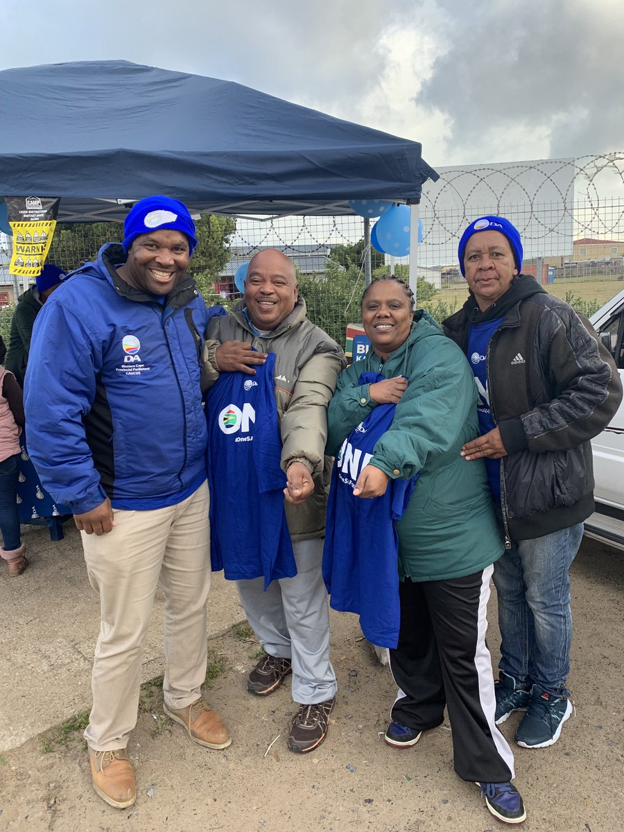 ricardomackenzi's tweet photo. Rush Hour just started. 🔥🔥🔥

It’s clear they #VoteDA🕺🏼💃🏻🕺🏼

#WindeForPremier https://t.co/ZUoJBOjqn9