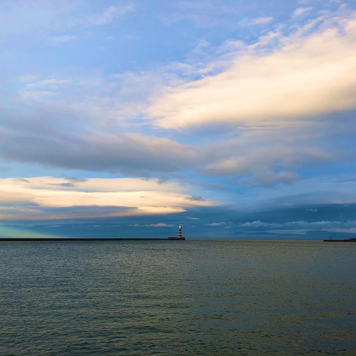 thoughtsaboutpr's tweet photo. Follow @ThoughtsAboutPR for #PRinterviews and thoughts about #PR, #corporatecommunications and brand stories in 🇬🇧 and 🇩🇪.
Picture: #RokerLightHouse in #Sunderland. #NorthSea ❤️
#PublicRelations #PRblog #Öffentlichkeitsarbeit #UoSPRblog #ThoughtsAboutPR #brandbuilding #podcast https://t.co/tsbqx1Nt6i