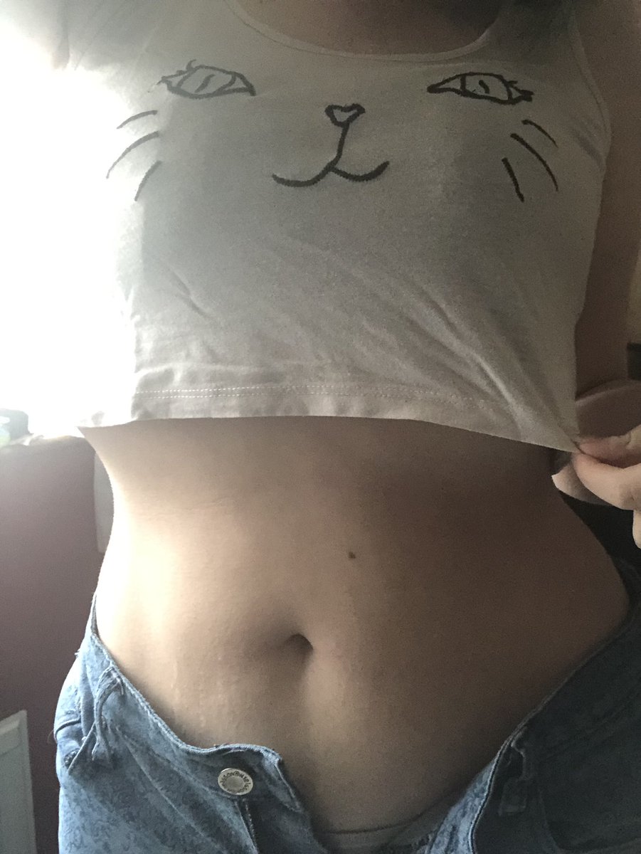 DforGf's tweet photo. I’ve got a Kitty on my Titties. I’d rather have nothing on at all 😚
#gfd #naughty #ngot https://t.co/24FJJWfYOp