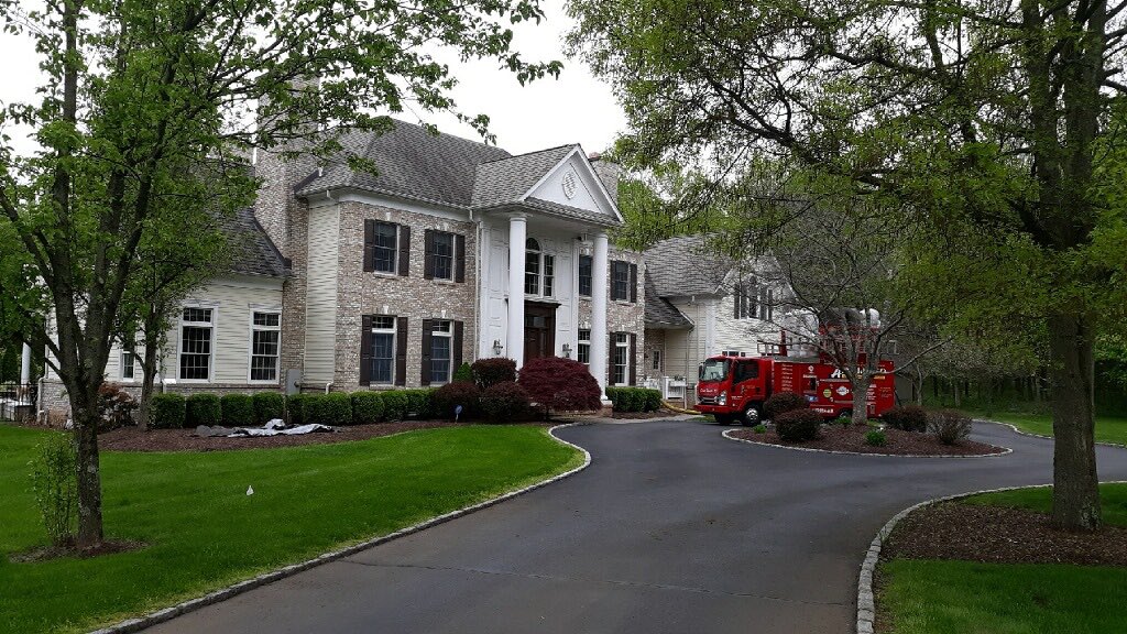 AdvancedFurnace's tweet image. Multi unit Air duct cleaning for one of our National Air Duct Cleaning Association certified technicians! For a free quote call 1-877-437-3742.  Did you know Advanced Furnace and Air Duct Cleaning has been family owned and operated since 1965. advancedairductcleaning.com