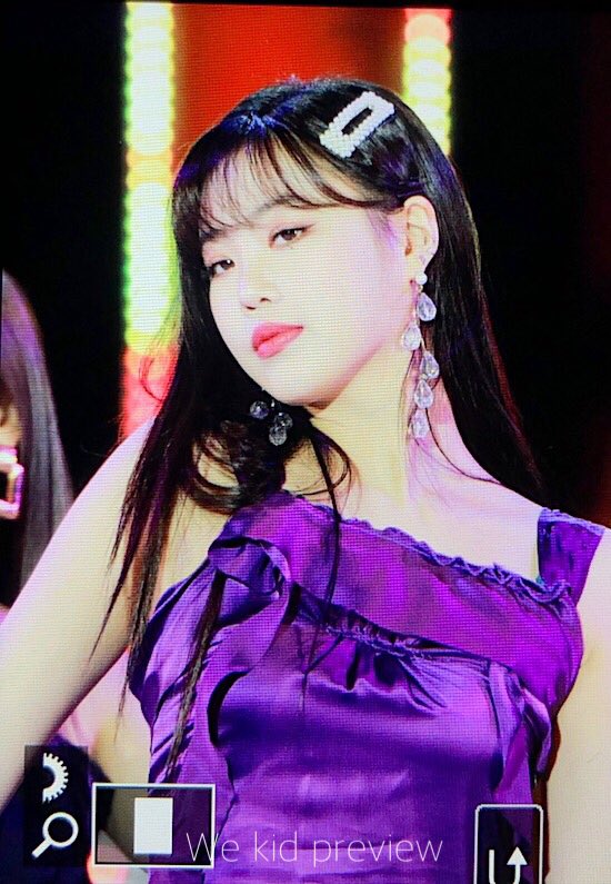 예쁜수지니ㅣㅣㅣㅣㅣ 🍒
222222222222222🙋🏻

❤️🧡💛💚💙💜🖤