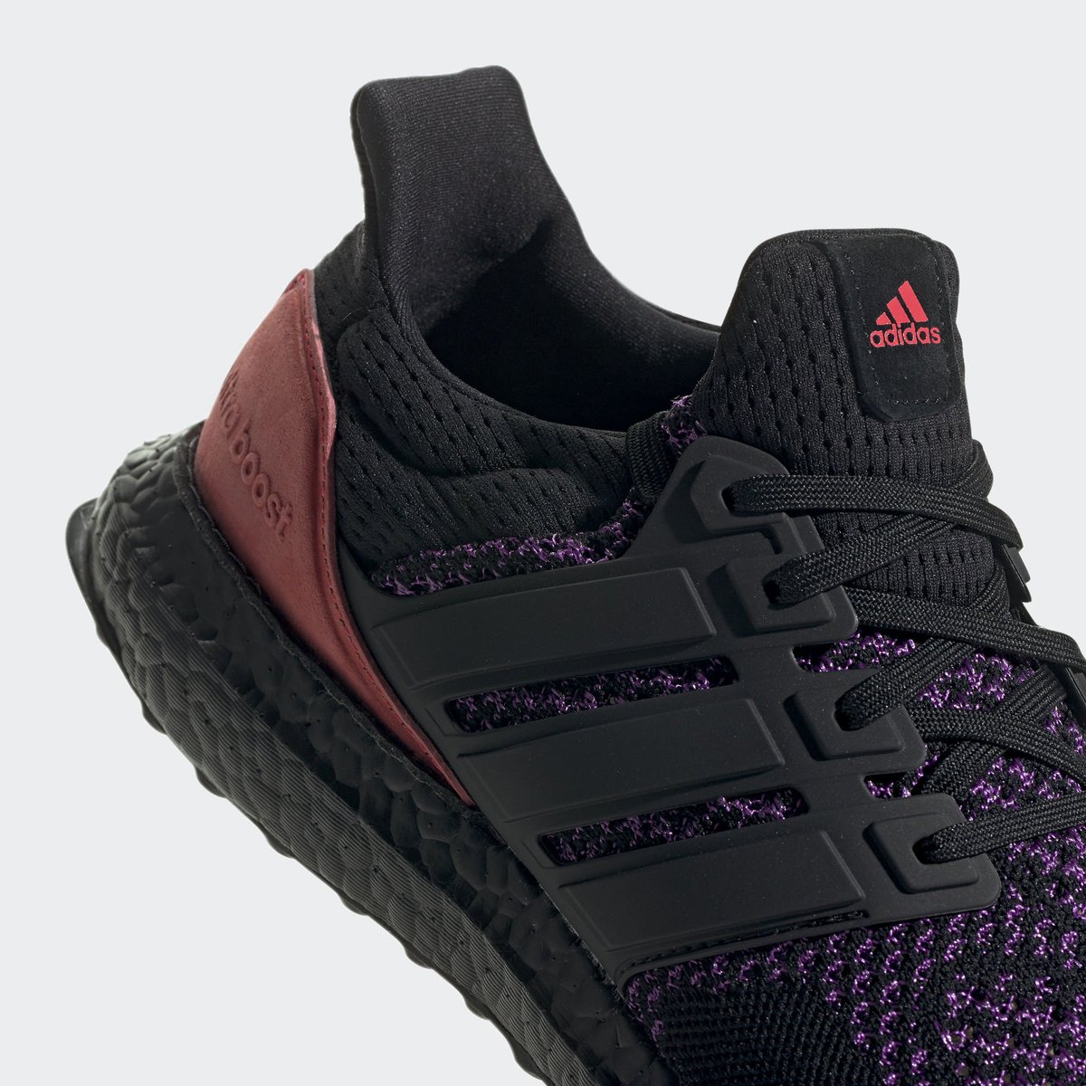 adidasalerts's tweet photo. Under retail on @SSENSE.
adidas Ultra Boost 1.0 CBC.
Retail $180. Now $153 shipped.
Use code SHOP15 at checkout.
—> https://t.co/6MnDjNdYk3 #ad https://t.co/nskh6eSmfk