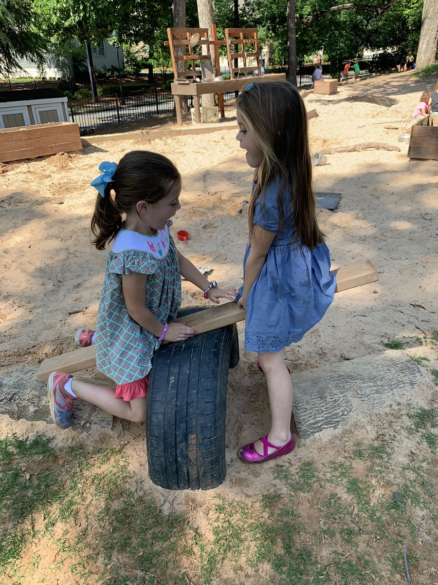 StaceyWhalen2's tweet photo. We made a see saw!  #mvlittles https://t.co/0T4H0phEaJ