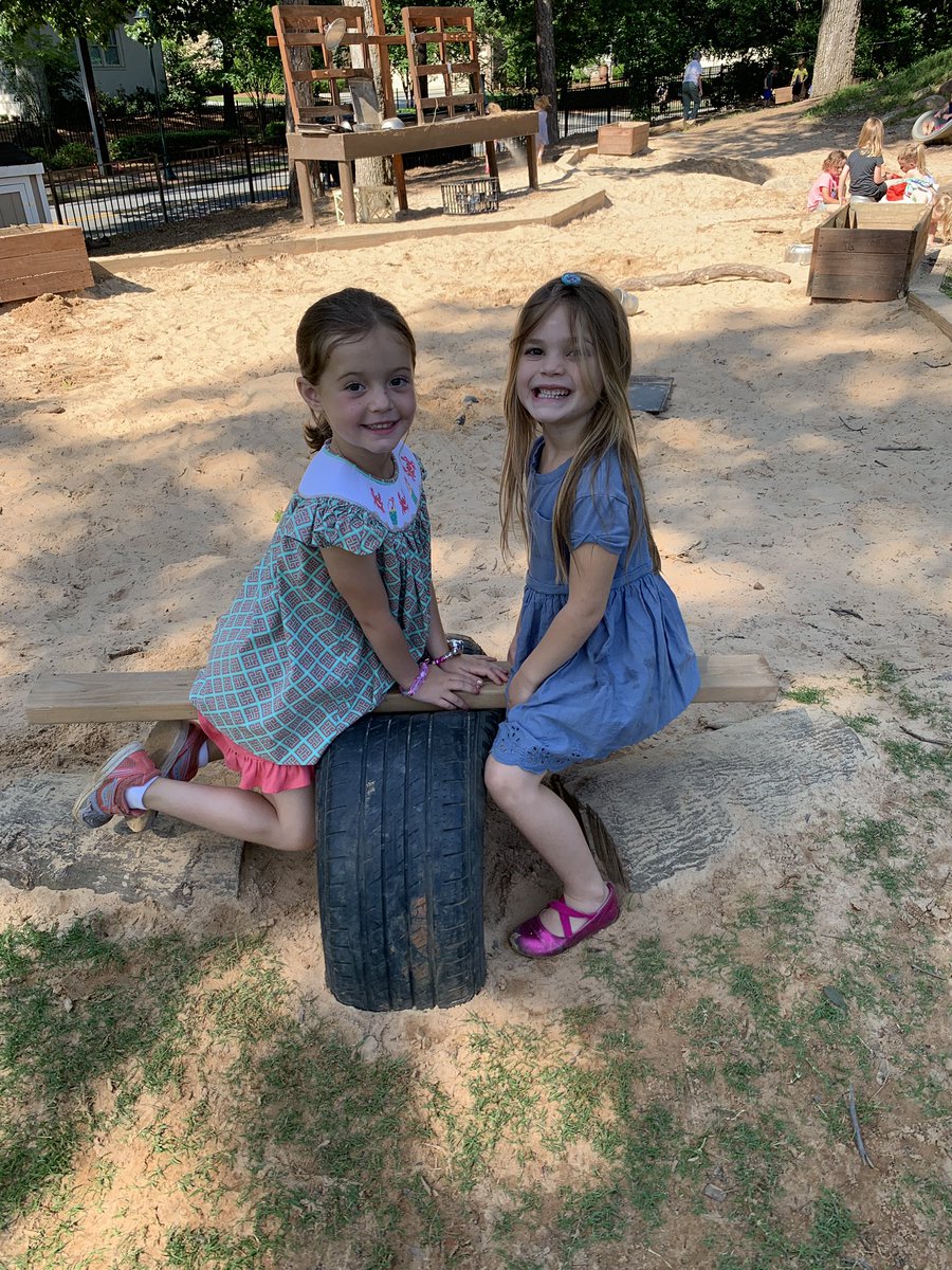 StaceyWhalen2's tweet photo. We made a see saw!  #mvlittles https://t.co/0T4H0phEaJ