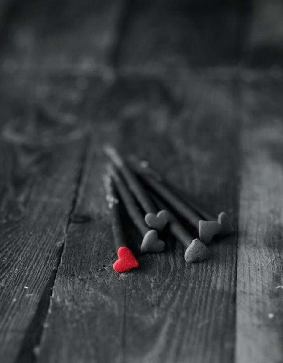 Lady_L_U_V's tweet photo. Color My World… 🖌🎨
#BeautifulRed
#AlwaysLuv
📌 ✨ 💘 ✨ 🥀 https://t.co/C2t7DNaIMn