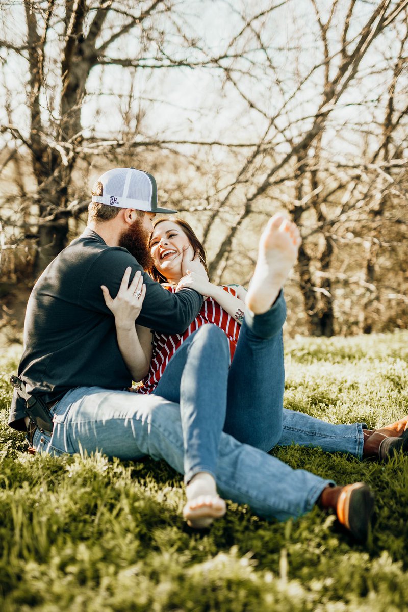 MaddiR17's tweet photo. doing a summer giveaway!!!! A FREE MINI SESSION🤩 to enter: retweet this post and follow me!!!! https://t.co/SZcsIOPq2x