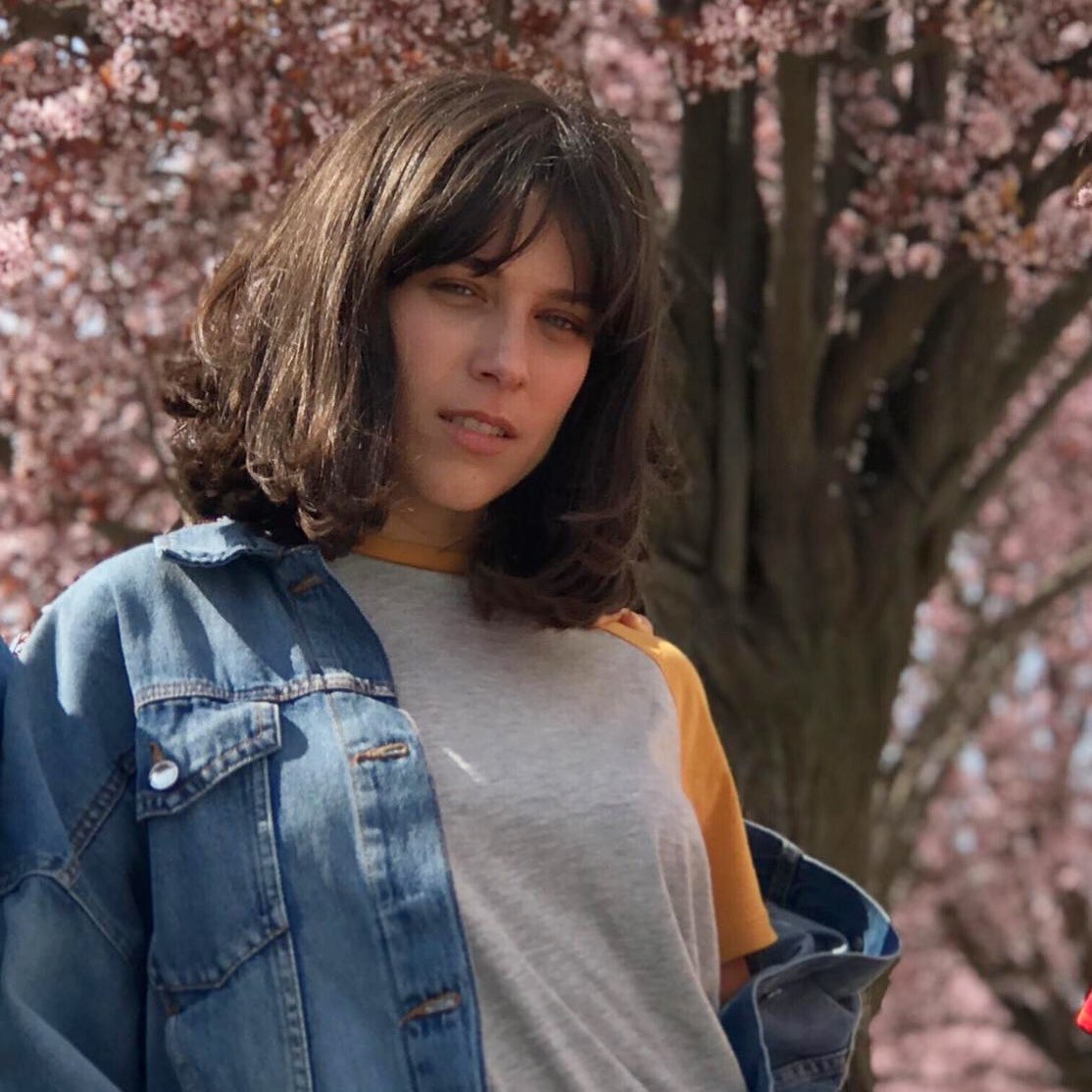 Voleu conèixer una mica més l’actriu @iriadelrioo? Estigueu atents a Instagram i no us perdeu els Stories que us tenim preparats!💥 BOOM! 💥

👉🏻 instagram.com/lesdelhoqueiTV3