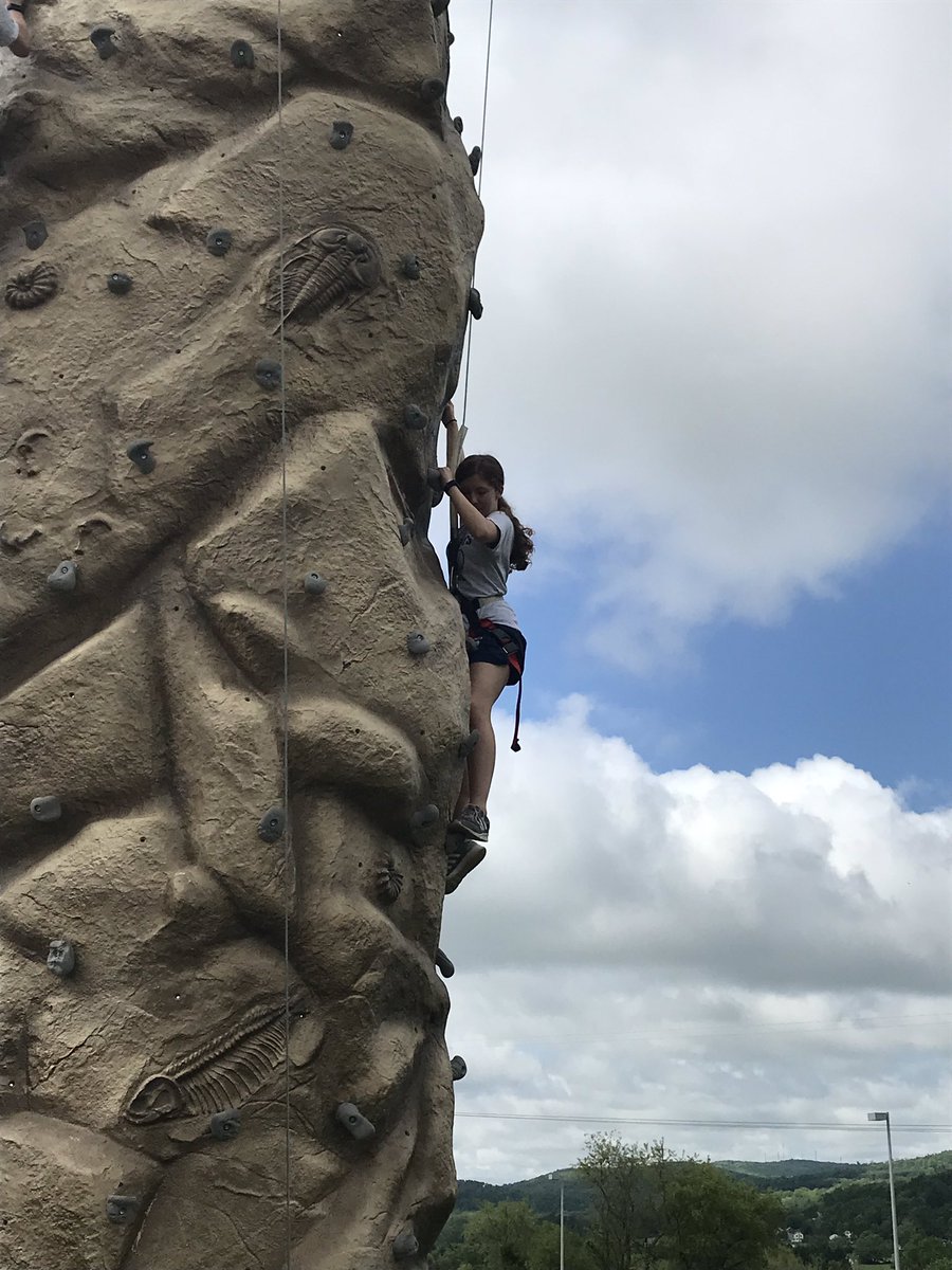 SGHS_PE's tweet photo. Thank you to the National Guard for bringing a rock wall for the SGHS PE students! They had a great time. @SGSchoolNews https://t.co/jKYkiy8Slu