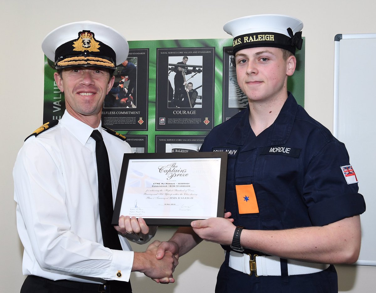 HMS_Raleigh's tweet photo. We welcomed Rear Admiral Will Warrender, Flag Officer Sea Training, to Raleigh today, for his termly visit.  He took time out of his programme to visit Cunningham Division, where he presented prizes to the #Cunningham34s.  @FOST https://t.co/rSC3RZ1c7A
