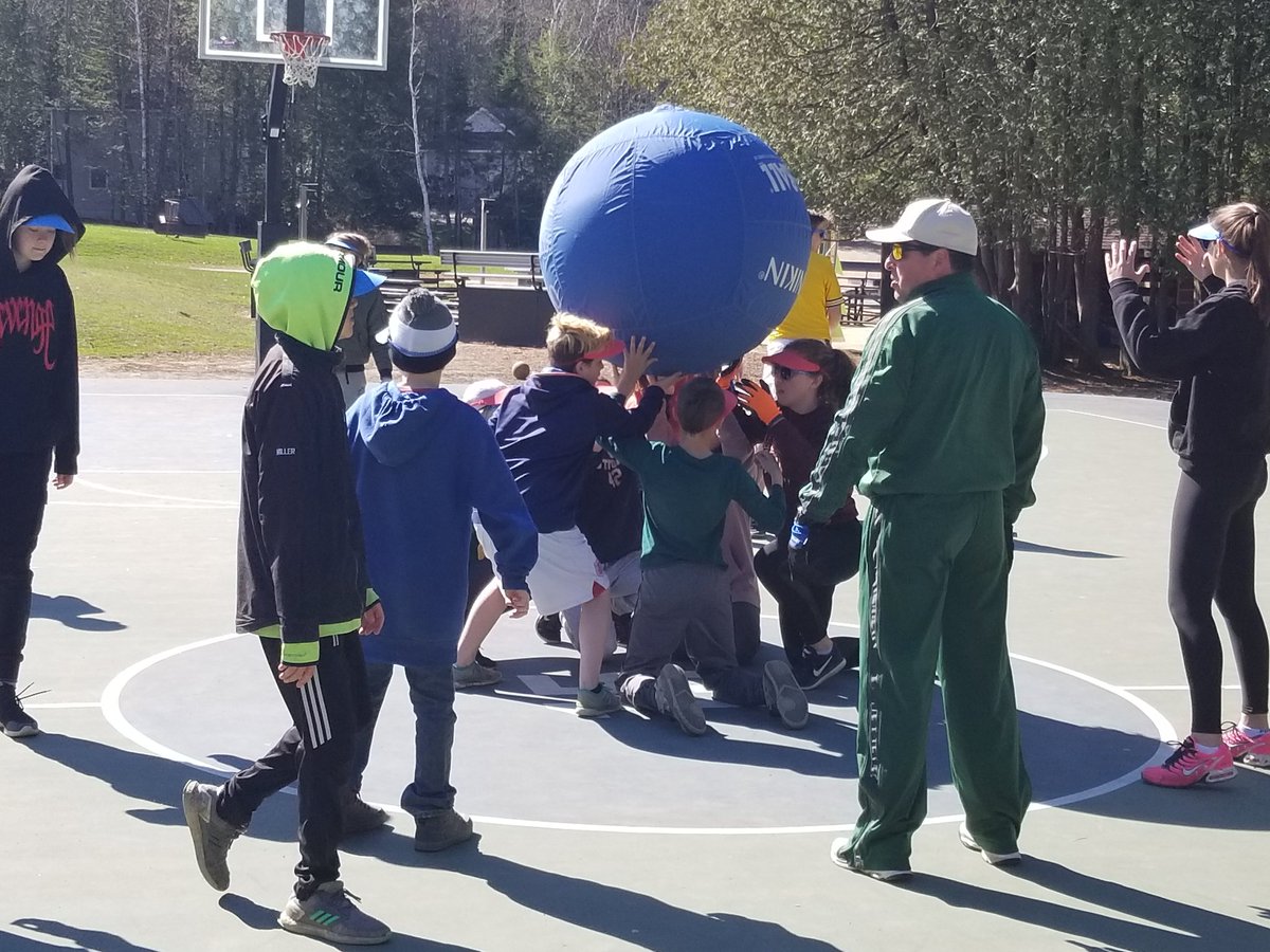 MrHarding25's tweet photo. Kinball! @muskokawoods https://t.co/fn3zJjDYmu
