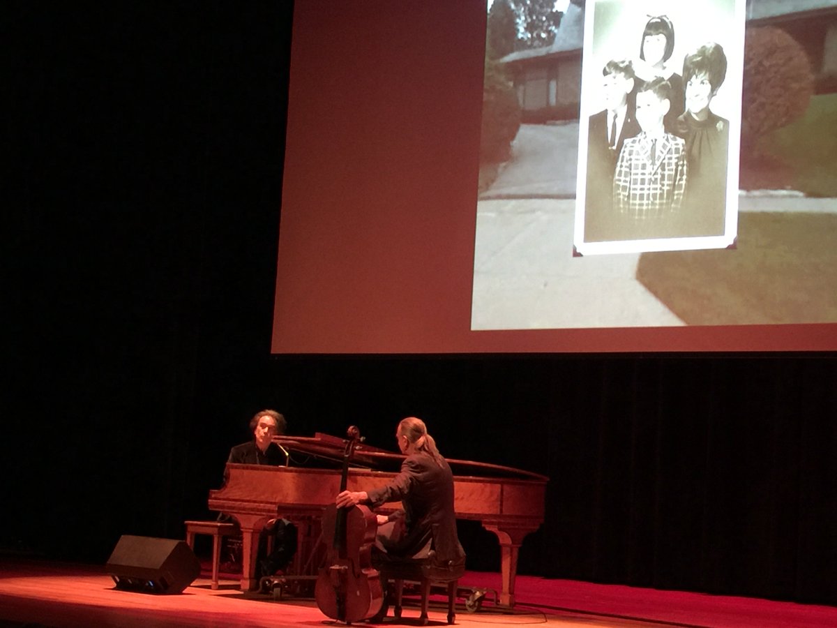 WBolger's tweet photo. "Children should be safe, seen, and celebrated." Peter Buffett (Warren's son) @NoVoFoundation was in Baltimore @artbma for @UnitedWayCM sharing his music &amp; his work on women's empowerment and trafficking. https://t.co/ZDgWM0OPYj