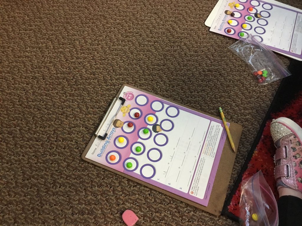 Who knew arrays could be so delicious! #skittlesmakemathyummy
<a href="/MadisonPlaceK5/">Madison Place</a>
