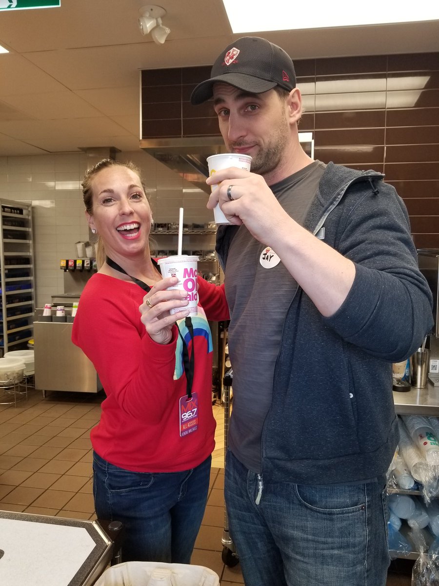 Working dat drive thru on #McHappyDay 
#JayandKendal 
They're at the <a href="/KingsvilleOnt/">Town of Kingsville</a> location!