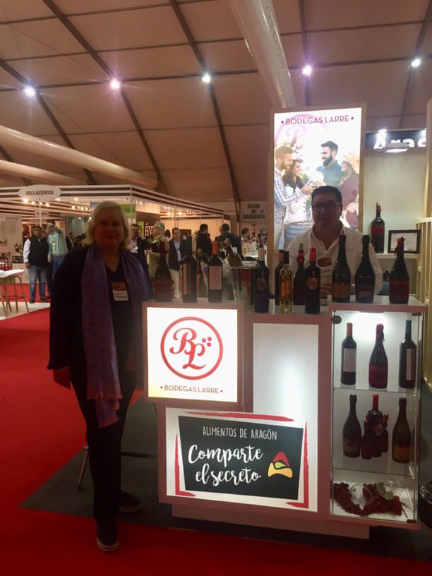 Tío Goyo es el orgullo de #BodegasLarre. Se trata de un vino 100% garnacha, que ha estado seis meses en barrica, y con el que han obtenido un oro en <a href="/grenachedumonde/">Grenaches du Monde</a>. Confidencias de nuestras bodegas aragonesas en <a href="/Fenavin_Oficial/">Fenavin</a>.

<a href="/GobAragon/">Gobierno de Aragón</a> #ComparteElSecreto