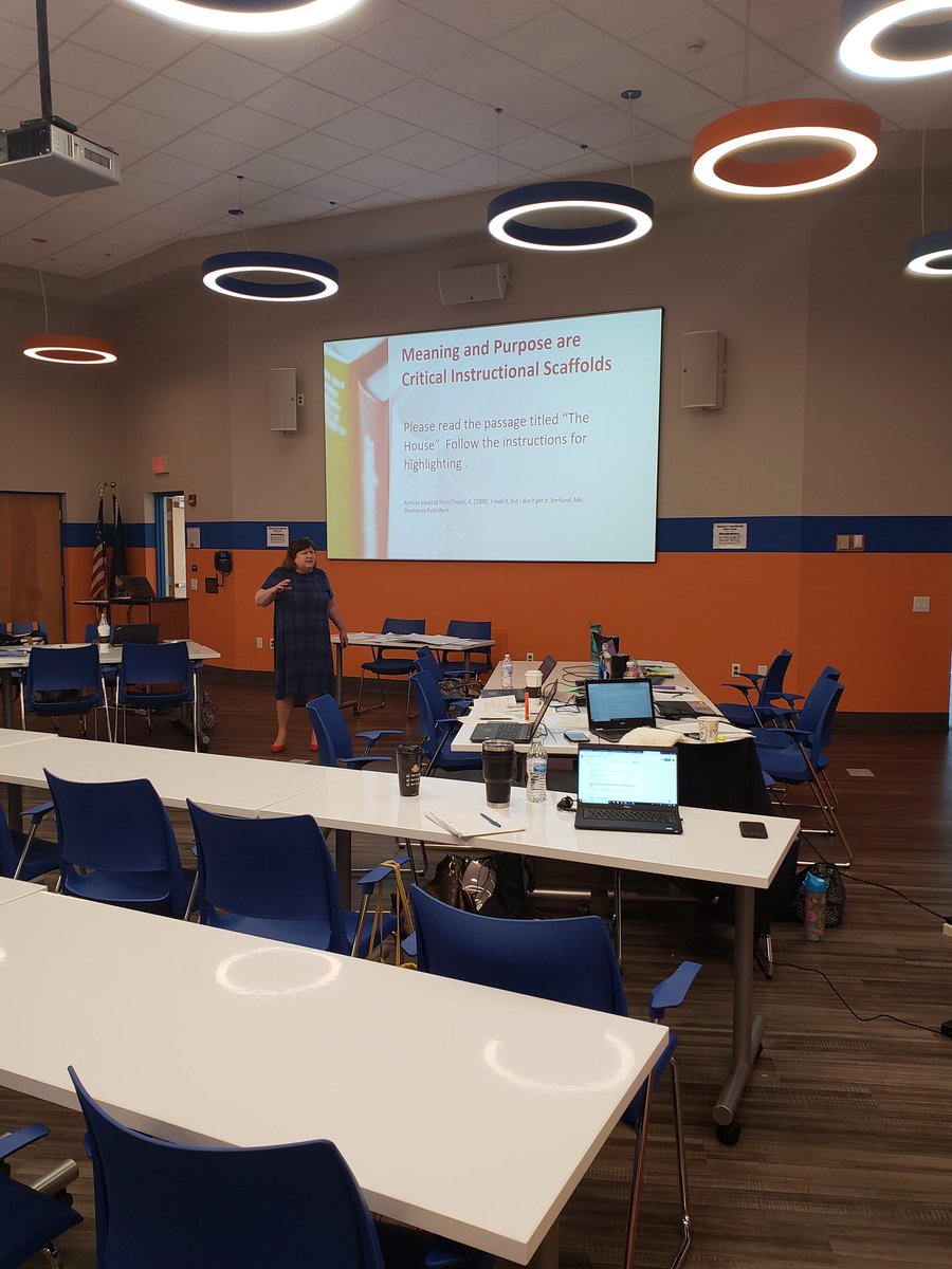 cish39's tweet photo. @WIU_Curriculum @PIICcoach Day 4 of Promising Practices in Literacy! Our Fred Rodgers room is a great learning space for this series.  Our coaches rock! https://t.co/UwjLzHcCKp