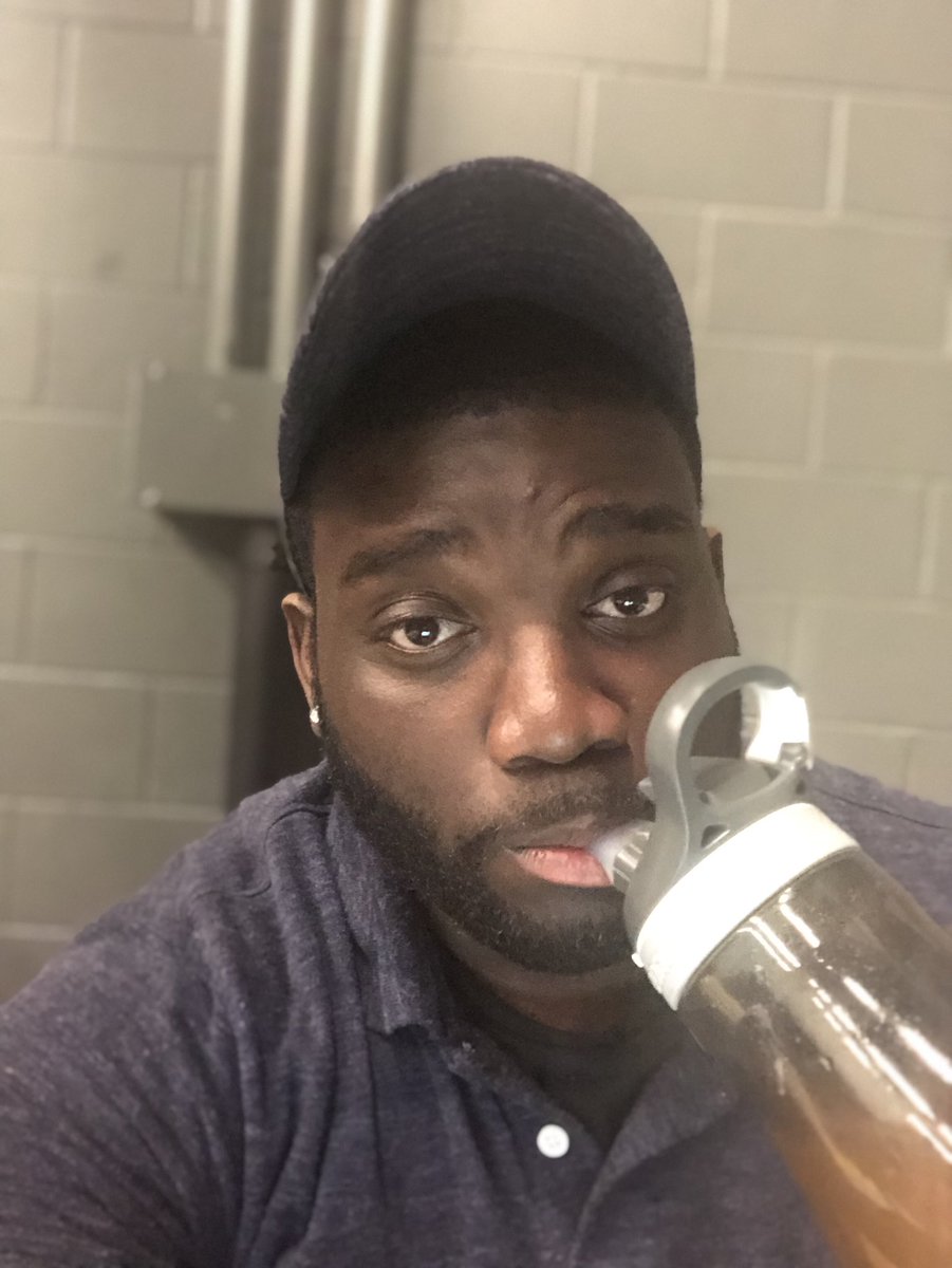 dancerd007's tweet image. Bored at work! #beard #workflow