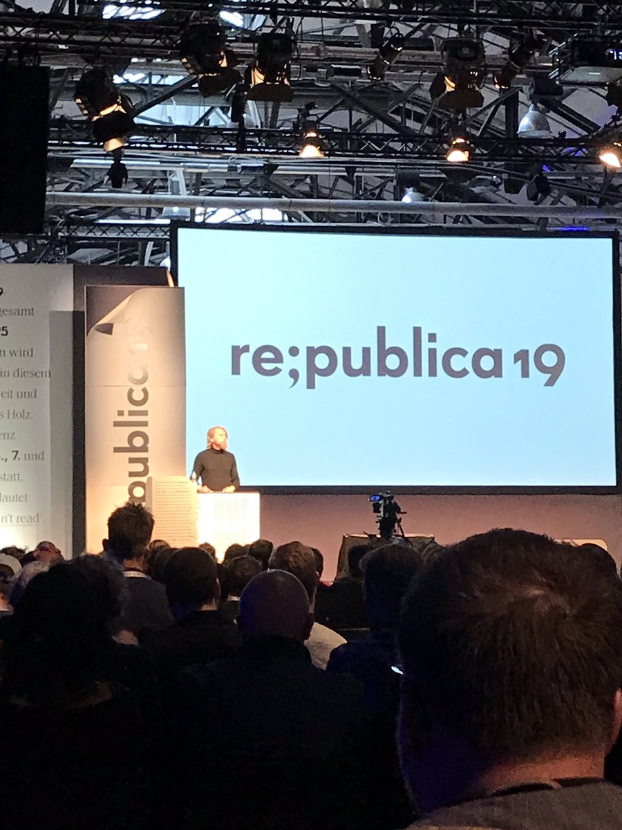 Maximilian Embert tweet media