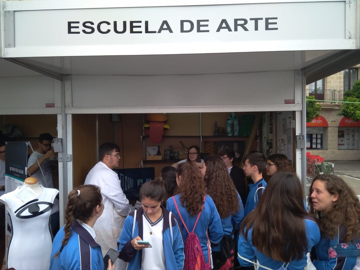 Tenemos un stand informativo y talleres desde hoy y hasta el viernes en la Plaza del Arenal en VII Feria de de las Ciencias en la calle de Jerez. ¡Pásate y no te lo pierdas!
#eajerez <a href="/cepdejerez/">CEP de Jerez</a> <a href="/feriaciencia/">Feria de la Ciencia</a> #feriacienciajerez #Futuro