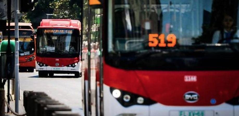 Expertos explican por qué el alza de la luz puede impactar en tarifa del transporte público publimetro.cl/cl/noticias/20…