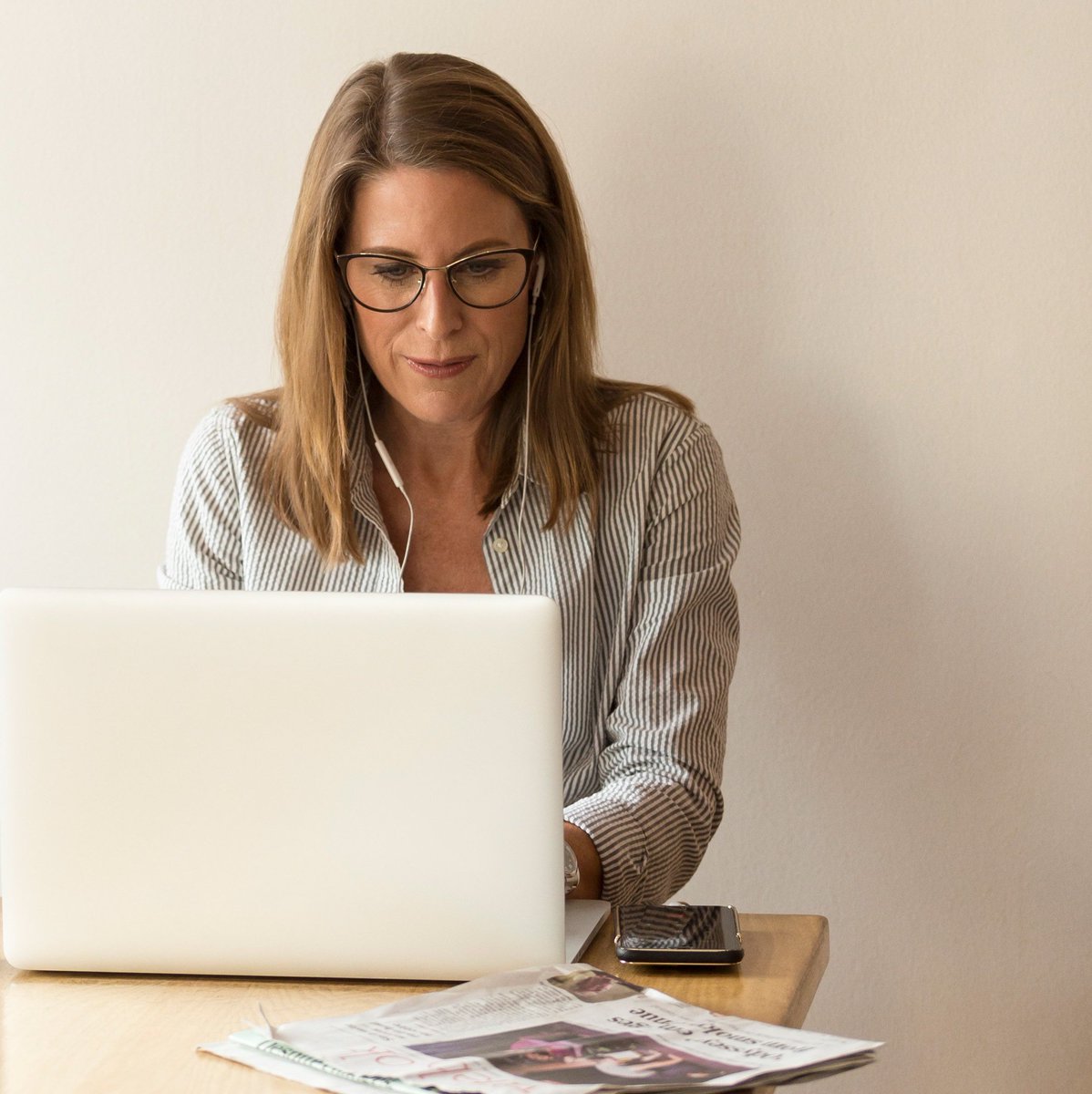 CorpConnectRelo's tweet image. Who wouldn't want fewer bills? That's why our team combines all of your monthly housing expenses into one single bill each month. hubs.ly/H0hLnzl0 #relocationservices #relocationpackage #furnishedapartment