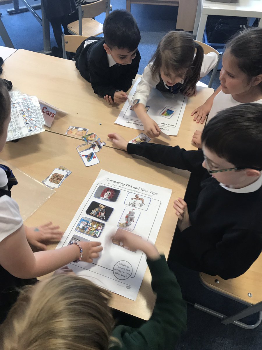 primary2QB's tweet photo. Teamwork makes the dream work 👍🏼☺️#collaboration #teamwork https://t.co/QVdl8SRek9