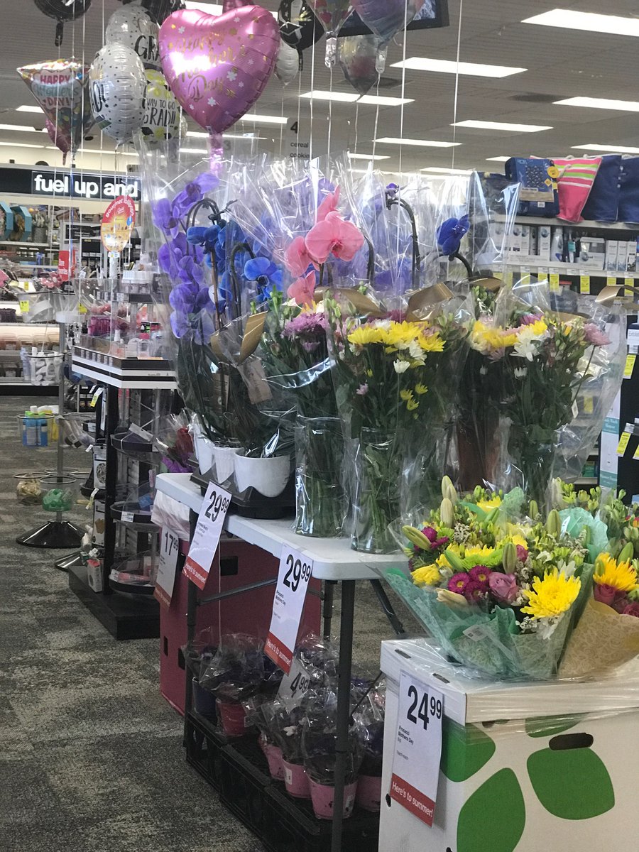 Mother's Day this Sunday...the gloves are off...#r21lovesmom